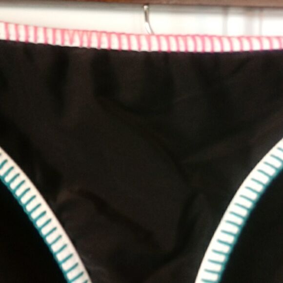 Hulu Honey black multicolored Bikini Bottom - Picture 2 of 8